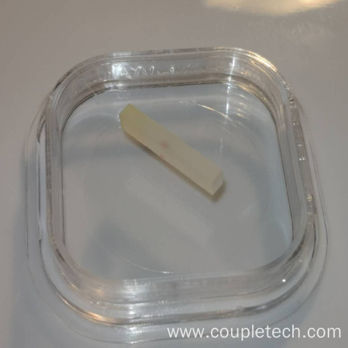 Quais são as aplicações avançadas de cristais birrefringentes